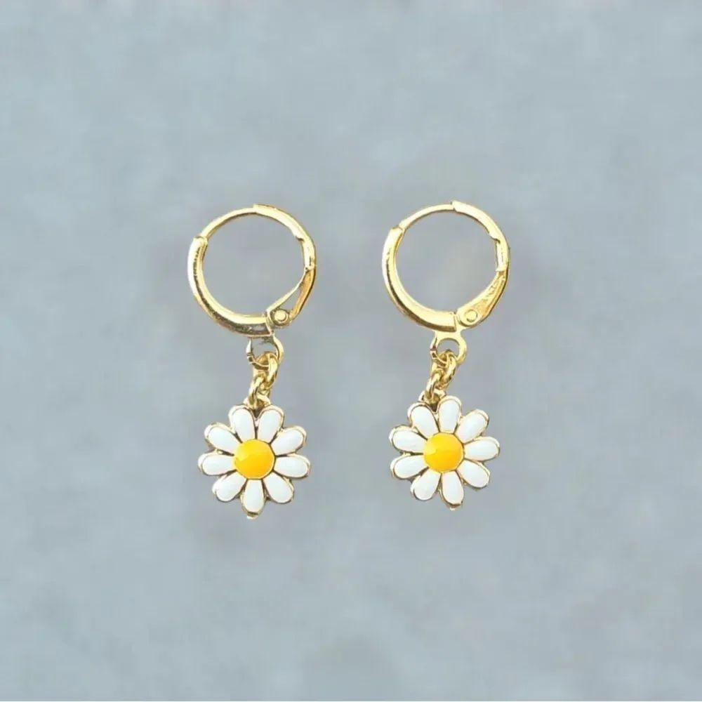 Gold Daisy Hoop Earrings A1342
